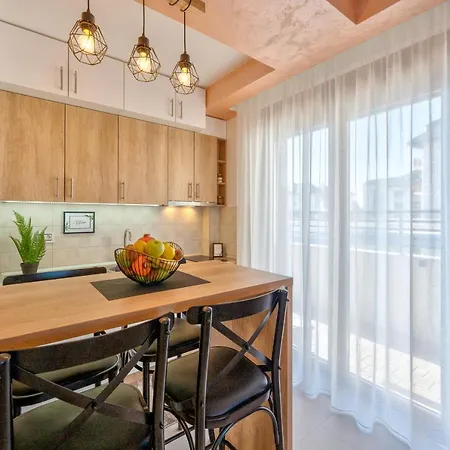 Stefan In Katalina Lux Zlatibor