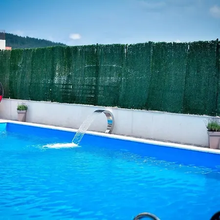 Stefan In Katalina Lux Apartman Zlatibor