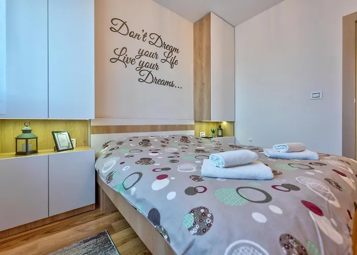 Stefan In Katalina Lux شقة *